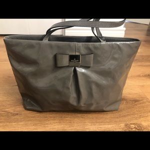 Gray Kate spade bag